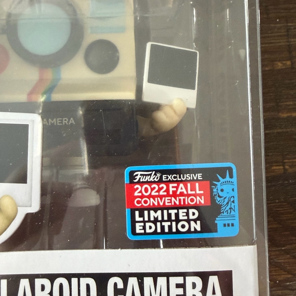 Funko Polaroid Camera Vinyl Figure - Cream with Rainbow Stripe - Picture 2 of 5